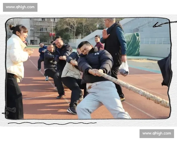 拔河比赛：力量与团结的较量，展现团队精神与拼搏风采